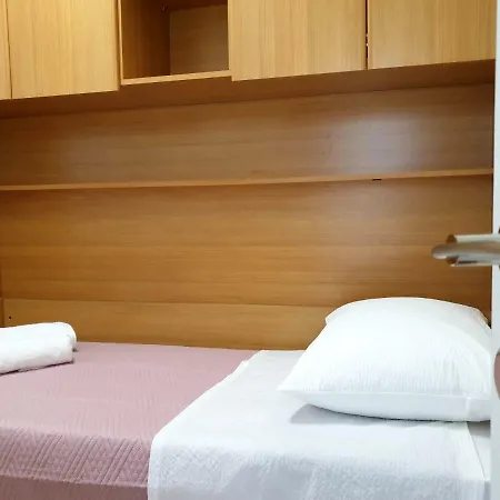 Apartament Vb *
